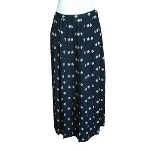 Vintage black pleated midi skirt with cream geometric design size 8
